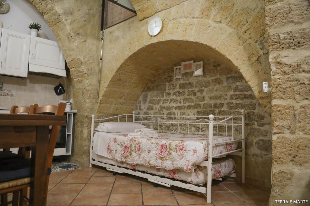 Terra E Marte Casa Vacanza Bari Exteriör bild