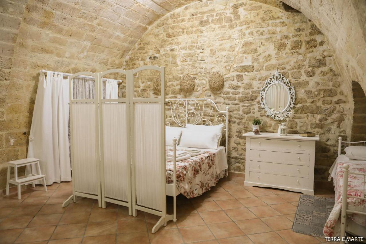 Terra E Marte Casa Vacanza Bari Exteriör bild